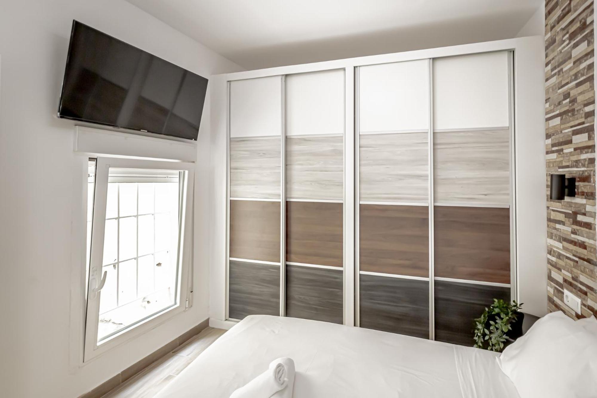 Apartamentos Franco Rodriguez Madrid Kültér fotó