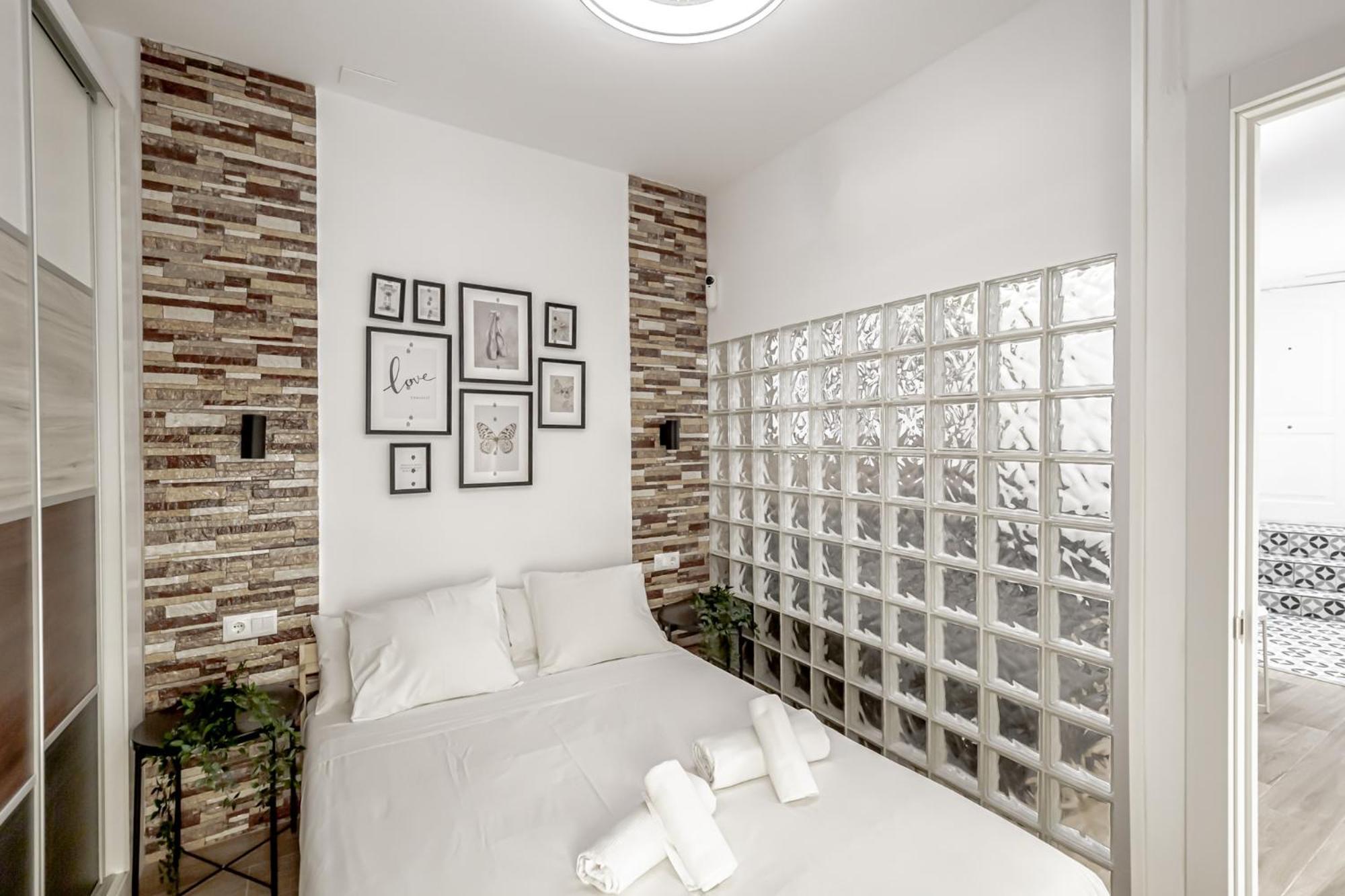 Apartamentos Franco Rodriguez Madrid Kültér fotó
