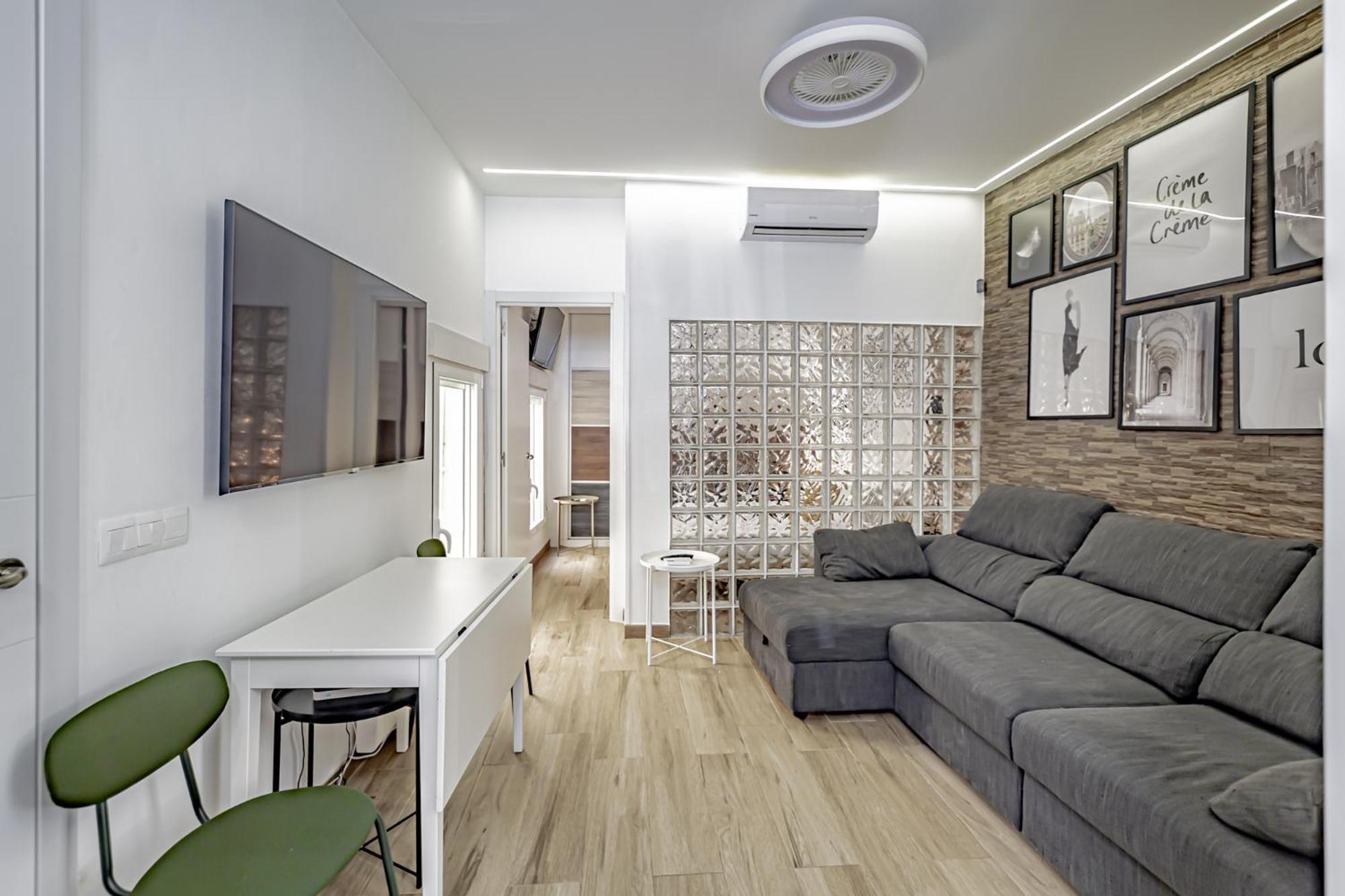 Apartamentos Franco Rodriguez Madrid Szoba fotó