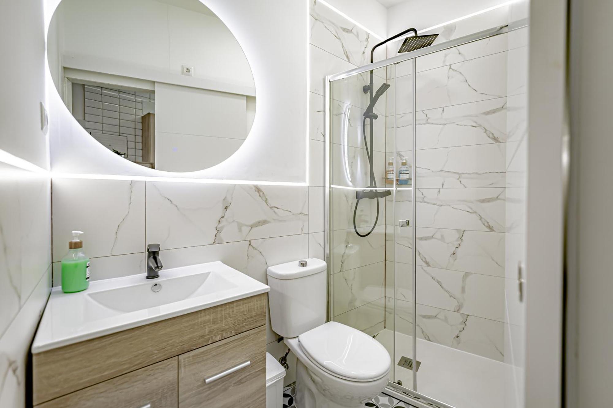 Apartamentos Franco Rodriguez Madrid Szoba fotó